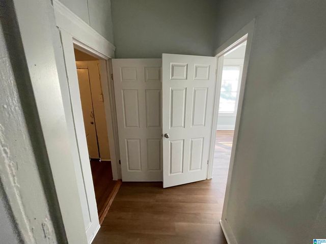 909 W 4TH AVENUE W, Birmingham, AL 35204