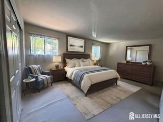 12 Sunflower Court, Edison, NJ 08820
