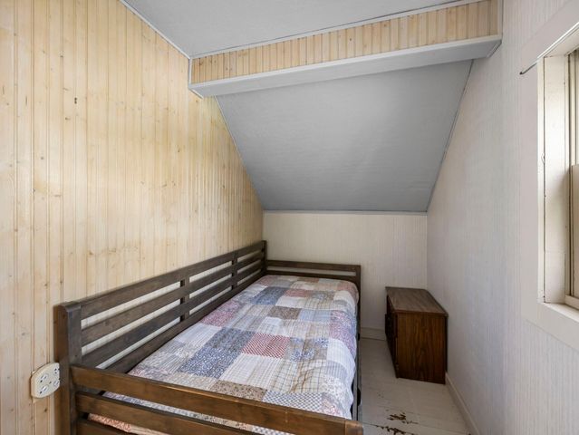 307 Elm Avenue SW, Montgomery, MN 56069