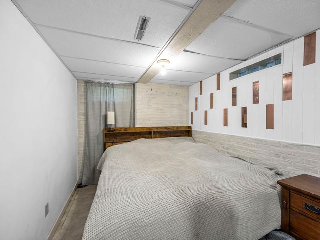 307 Elm Avenue SW, Montgomery, MN 56069