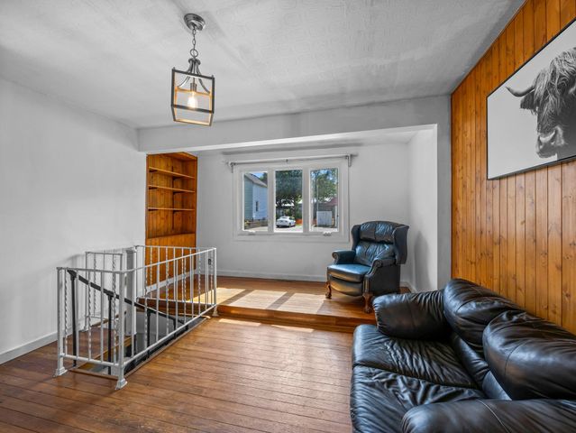 307 Elm Avenue SW, Montgomery, MN 56069