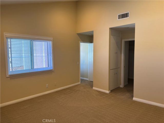 1138 Las Riendas Way, Pasadena, CA 91107