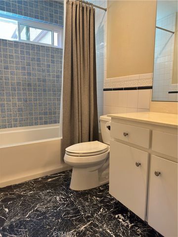 1138 Las Riendas Way, Pasadena, CA 91107