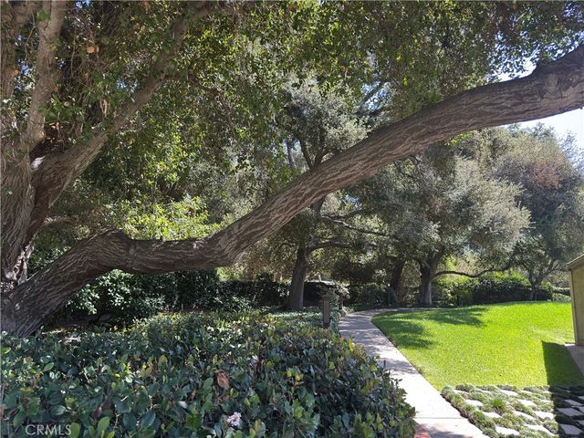 1138 Las Riendas Way, Pasadena, CA 91107