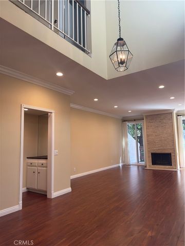 1138 Las Riendas Way, Pasadena, CA 91107