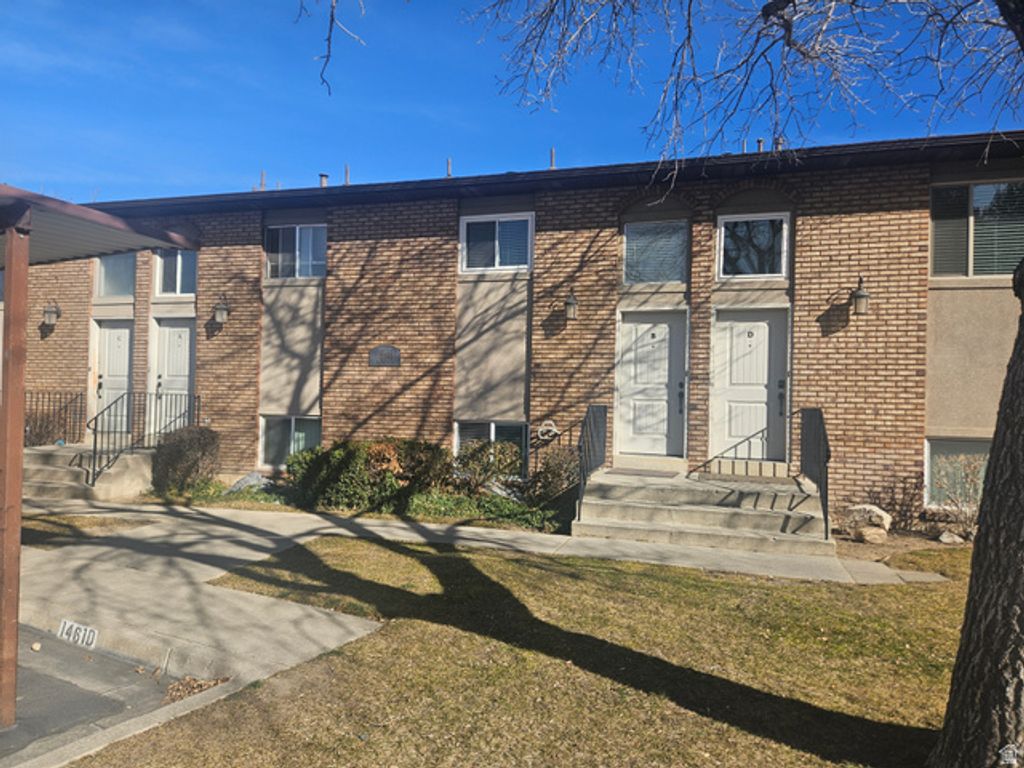 Image 1 of property listing at 1461 N AMIRON WAY #B, Orem, UT 84057