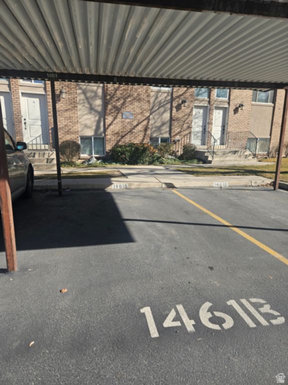 Image 14 of property listing at 1461 N AMIRON WAY #B, Orem, UT 84057
