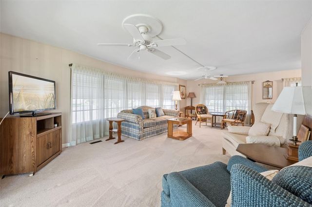 43 SABAL PALM CIRCLE, Eustis, FL 32726