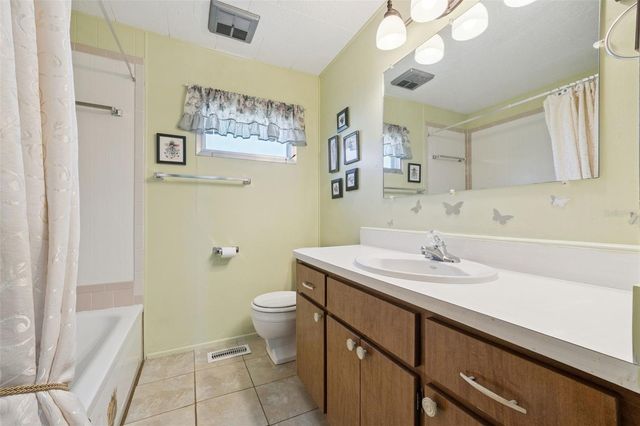 43 SABAL PALM CIRCLE, Eustis, FL 32726
