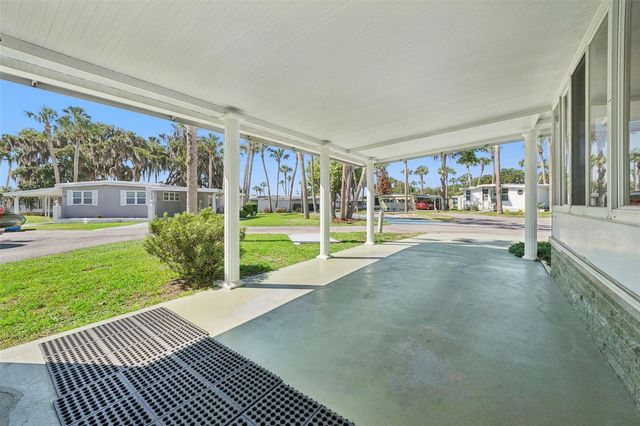 43 SABAL PALM CIRCLE, Eustis, FL 32726