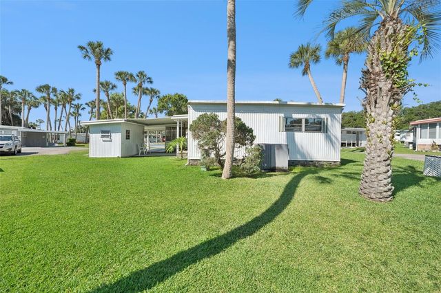 43 SABAL PALM CIRCLE, Eustis, FL 32726