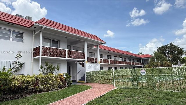 22 SE 3rd Ter 31, Dania Beach, FL 33004