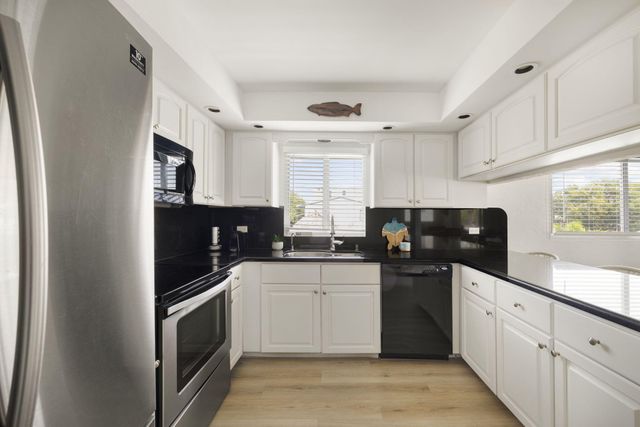 128 Old Fashion Road, Key Largo, FL 33070