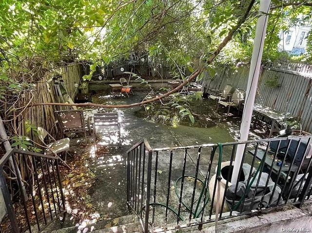 102 Cornelia Street, Brooklyn, NY 11221