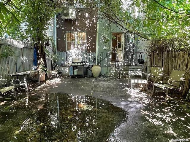 102 Cornelia Street, Brooklyn, NY 11221