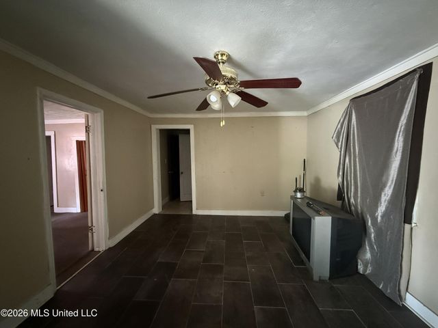 3701 Lampton Avenue, Jackson, MS 39213