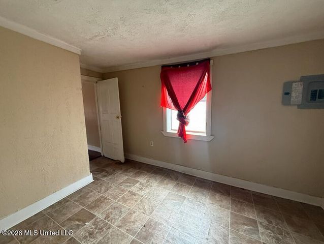 3701 Lampton Avenue, Jackson, MS 39213