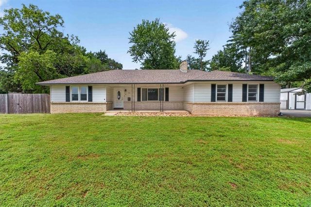 7726 EVERETT Avenue, Kansas City, KS 66112