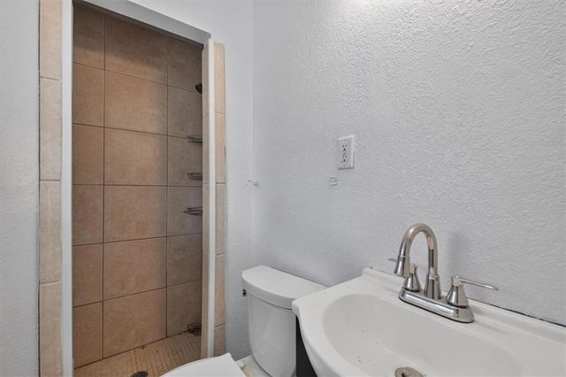7726 EVERETT Avenue, Kansas City, KS 66112