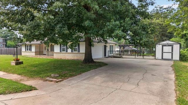 7726 EVERETT Avenue, Kansas City, KS 66112