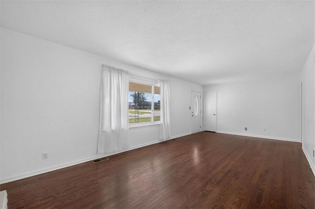 7726 EVERETT Avenue, Kansas City, KS 66112