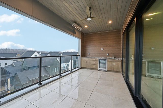 2867 Kobuk Drive, 404, Columbus, OH 43228