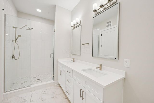 2867 Kobuk Drive, 404, Columbus, OH 43228