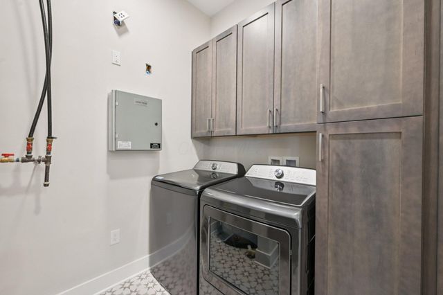 2867 Kobuk Drive, 404, Columbus, OH 43228