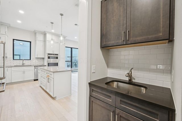 2867 Kobuk Drive, 404, Columbus, OH 43228