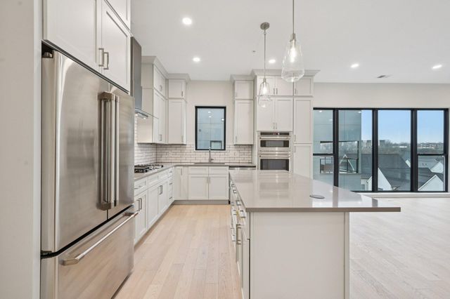 2867 Kobuk Drive, 404, Columbus, OH 43228