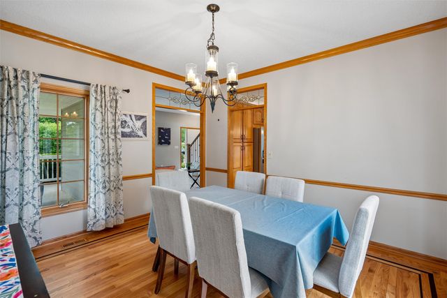 3240 Maple Court, Waukee, IA 50263