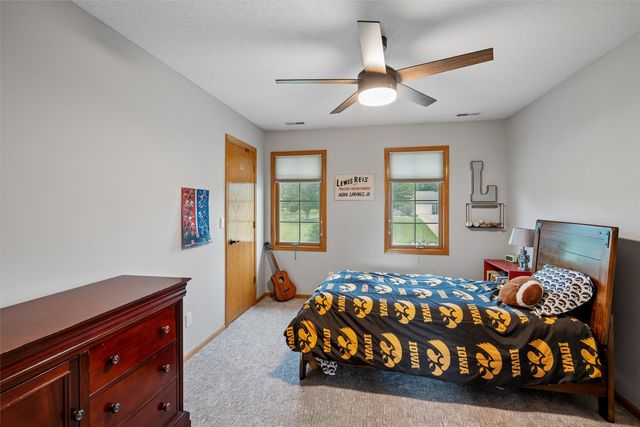 3240 Maple Court, Waukee, IA 50263