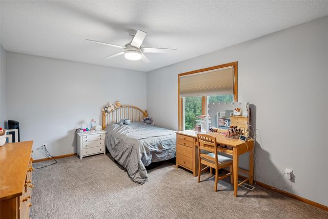 3240 Maple Court, Waukee, IA 50263
