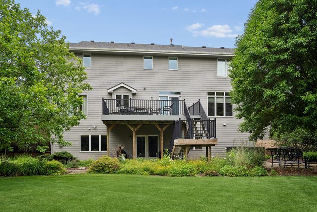 3240 Maple Court, Waukee, IA 50263