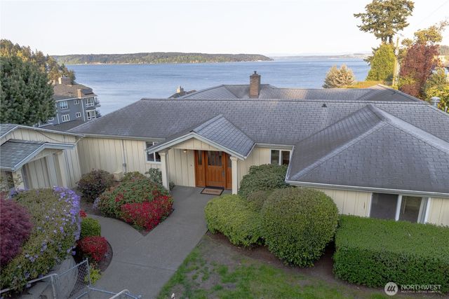 7177 Grandview Place, Gig Harbor, WA 98335