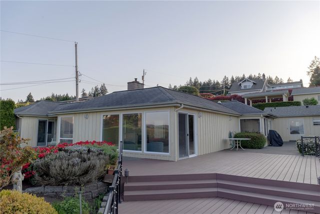 7177 Grandview Place, Gig Harbor, WA 98335