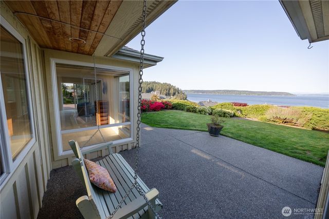 7177 Grandview Place, Gig Harbor, WA 98335