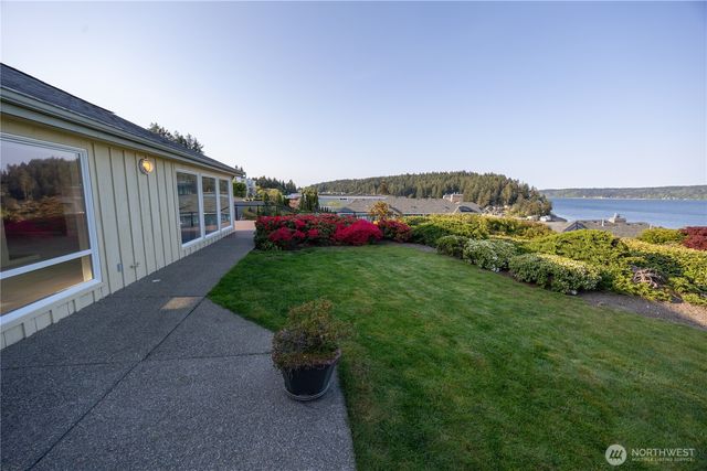 7177 Grandview Place, Gig Harbor, WA 98335