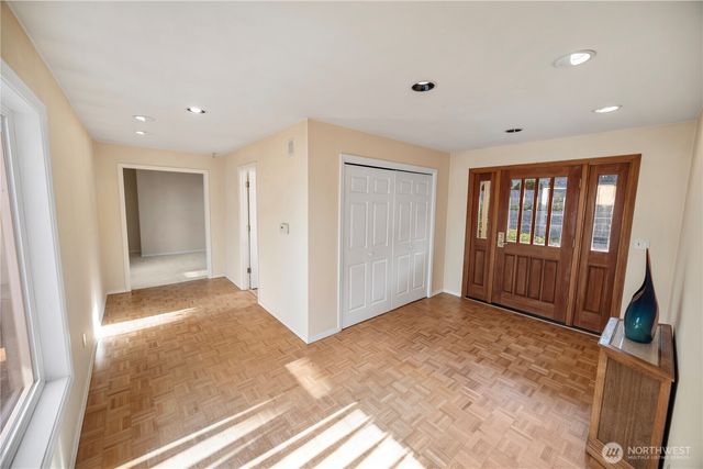 7177 Grandview Place, Gig Harbor, WA 98335