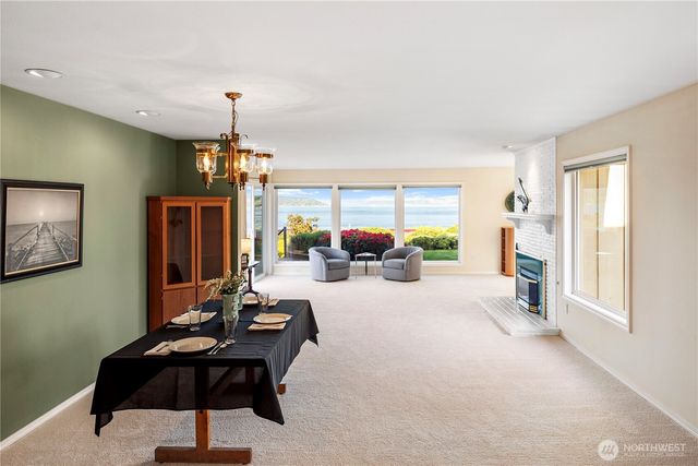 7177 Grandview Place, Gig Harbor, WA 98335