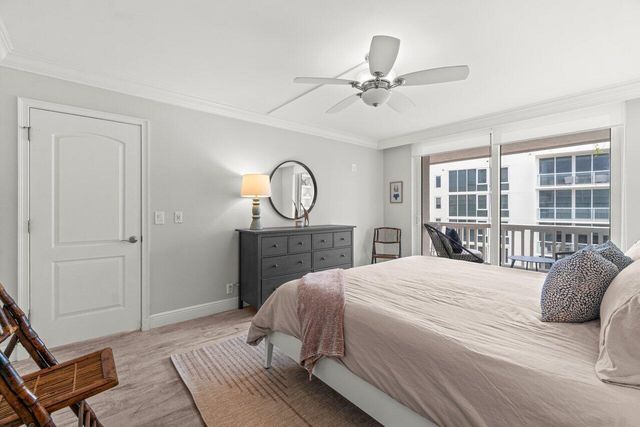 3570 S Ocean Boulevard 806, Palm Beach, FL 33480