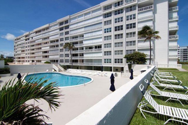 3570 S Ocean Boulevard 806, Palm Beach, FL 33480