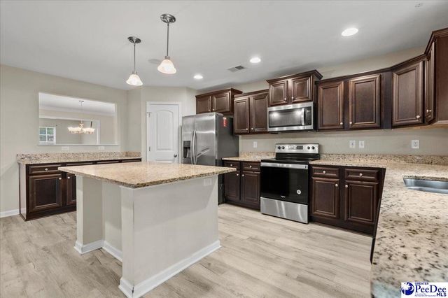 1104 Rock Creek Dr, Florence, SC 29505