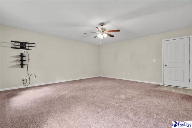 1104 Rock Creek Dr, Florence, SC 29505