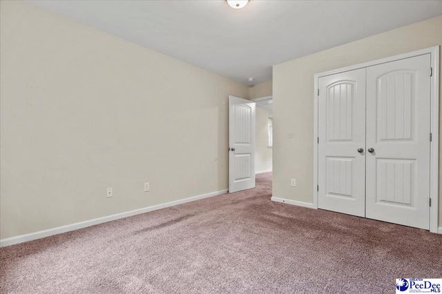 1104 Rock Creek Dr, Florence, SC 29505