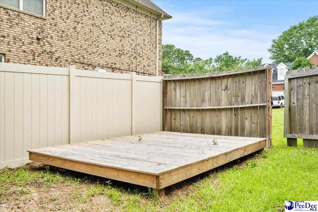1104 Rock Creek Dr, Florence, SC 29505