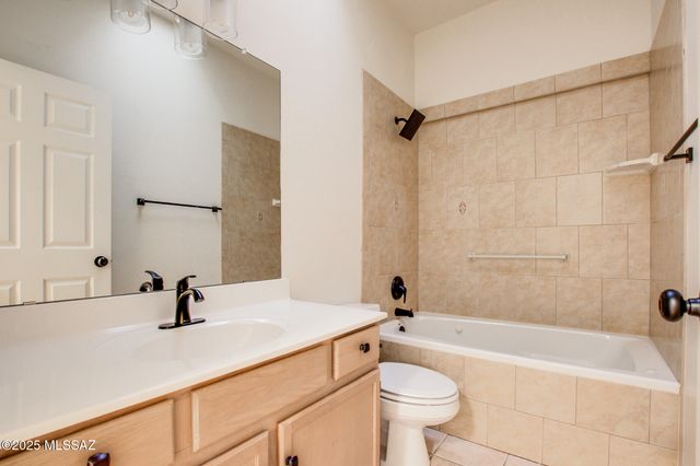 1809 N Rio Yaqui, Green Valley, AZ 85614