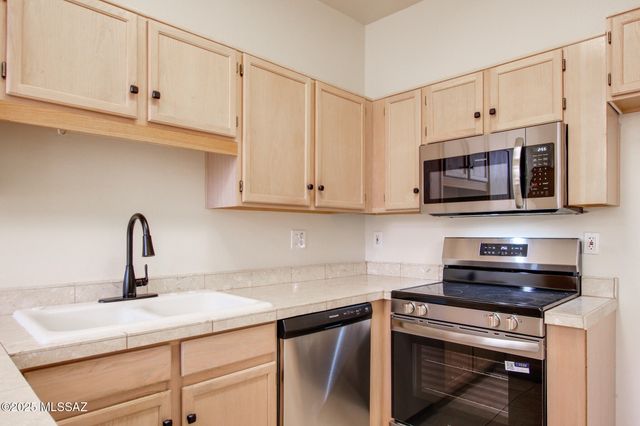 1809 N Rio Yaqui, Green Valley, AZ 85614