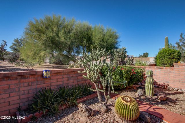 1809 N Rio Yaqui, Green Valley, AZ 85614