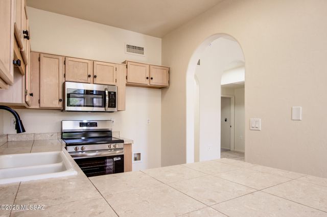 1809 N Rio Yaqui, Green Valley, AZ 85614